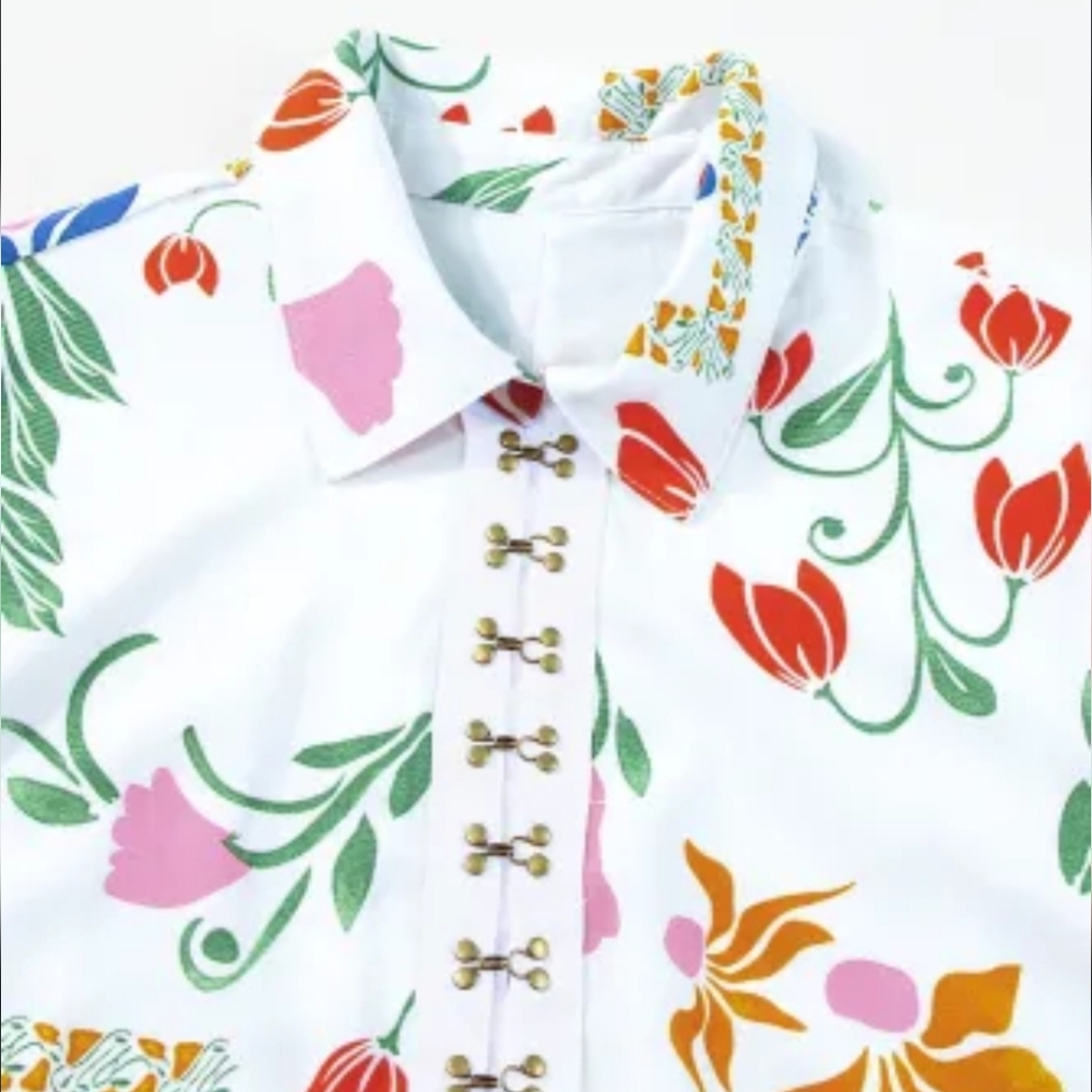 White Floral Print Split Neck Pocketed Shirt Collar Romper - Picture 4 of 7